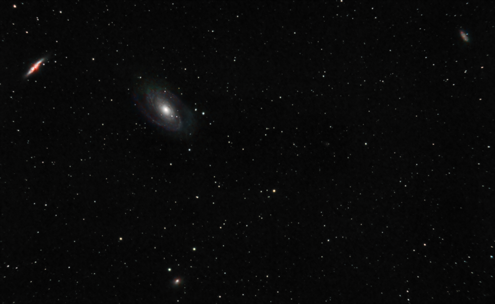 r_pp_Galaxie Bode M81 39x300s ISO800_stacked_proccessed_TIFF for PS - V4.3.png