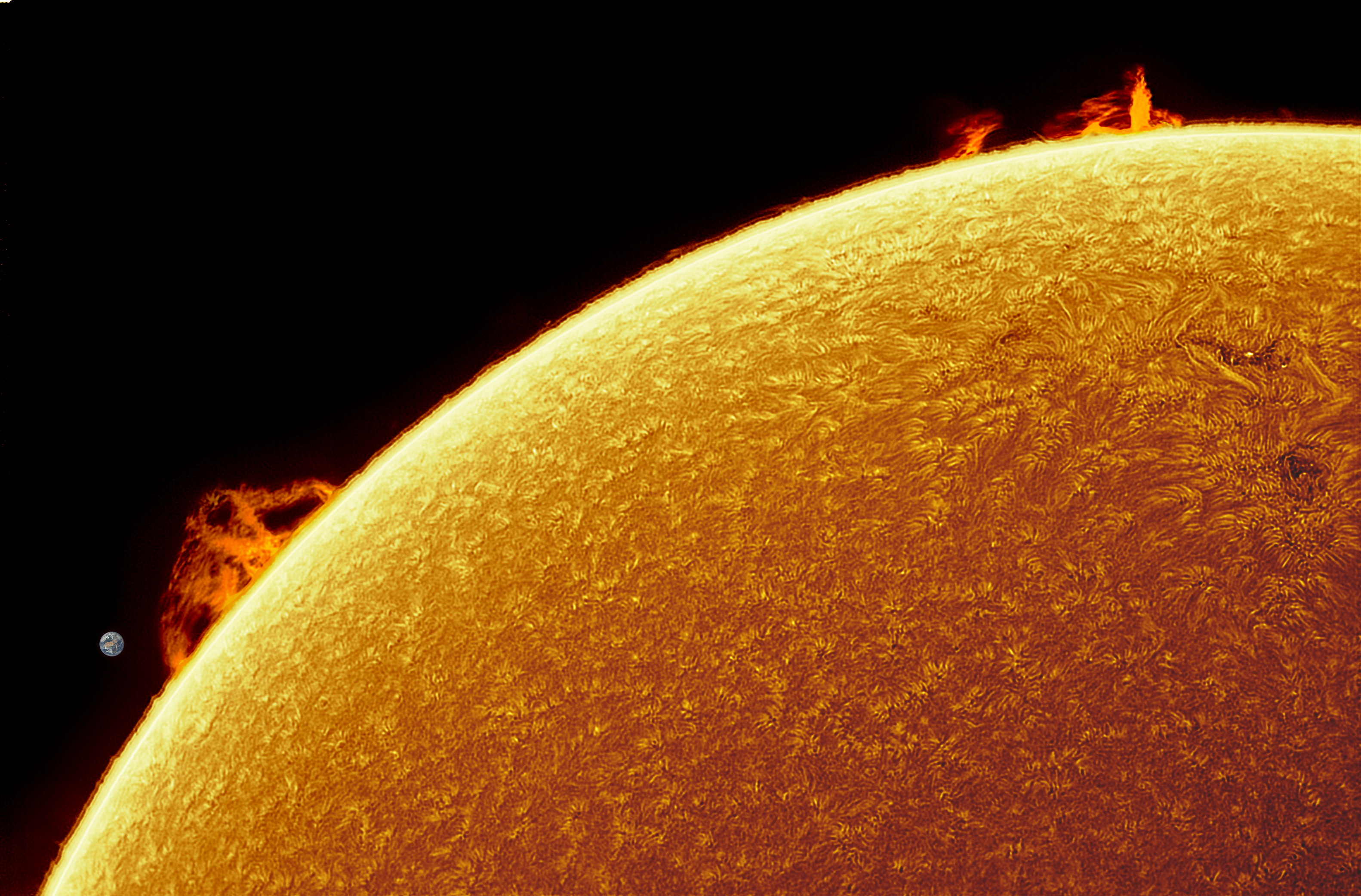 Soleil 220228 - Surface et protubérances-90 v3 - avec la terre.png